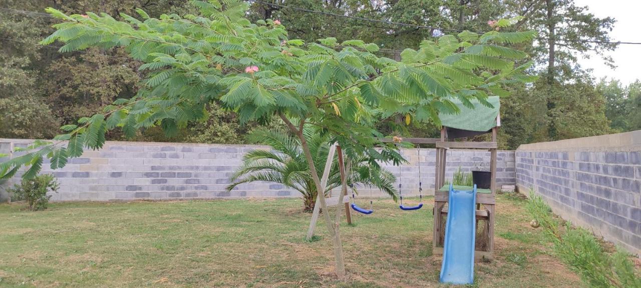 Séméac La Villa O Bois - Billard & Baby-Foot - Face A La Foret מראה חיצוני תמונה